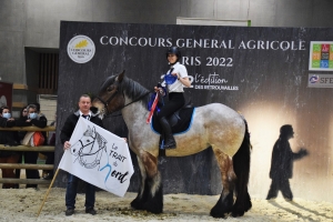 Cassandre Deheul et Inssie de la Source - Trophée monté