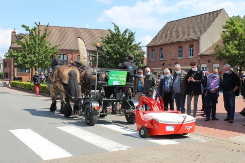 Démonstration de balayage hippomobile à Genech